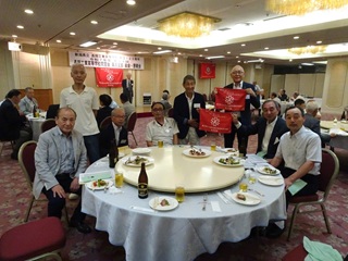 テーブル5